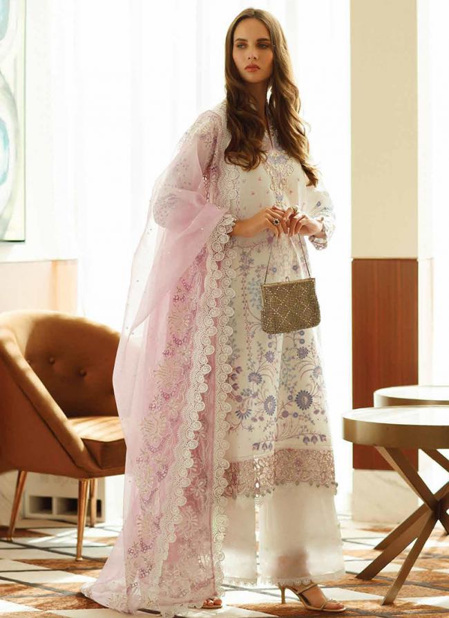 Heavy Cotton White Traditional Wear Printed Pakistani Suit